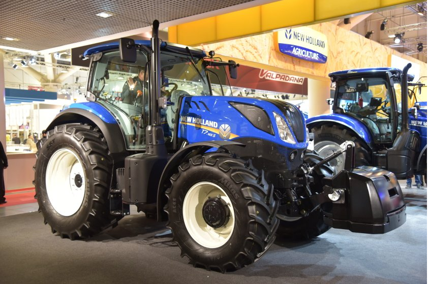Avis T7.210 Blue Power de la marque New Holland Tracteurs agricoles Avis T7.210 Blue Power de la marque New Holland Tracteurs agricoles