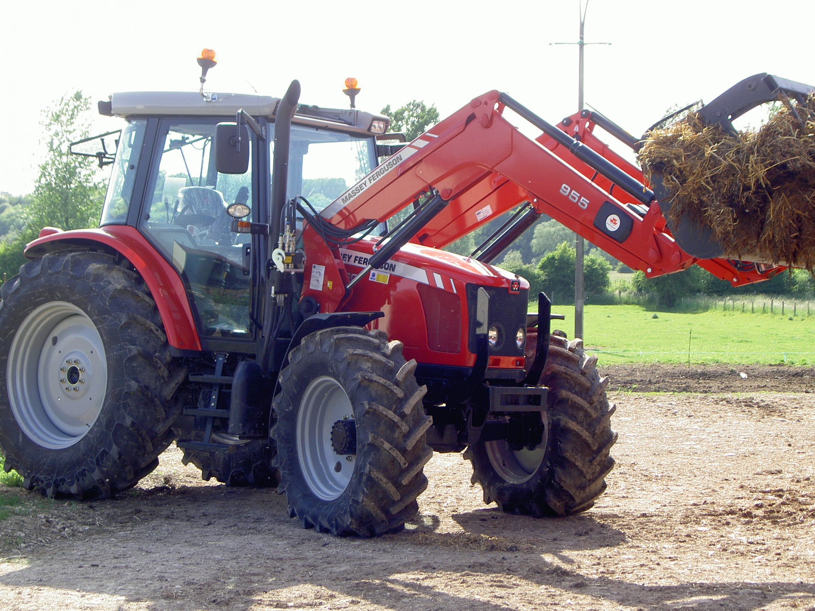 avis-mf-5460-de-la-marque-massey-ferguson-tracteurs-agricoles