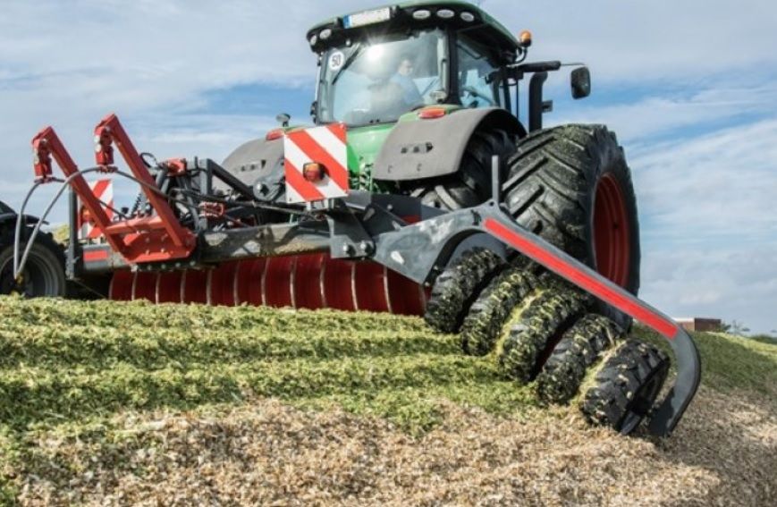 L’outil ultime pour tasser les silos d'ensilage